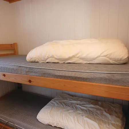 بيت للعطل Ii *